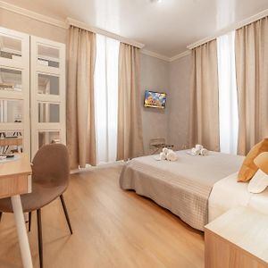 Camera standard con letto queen size